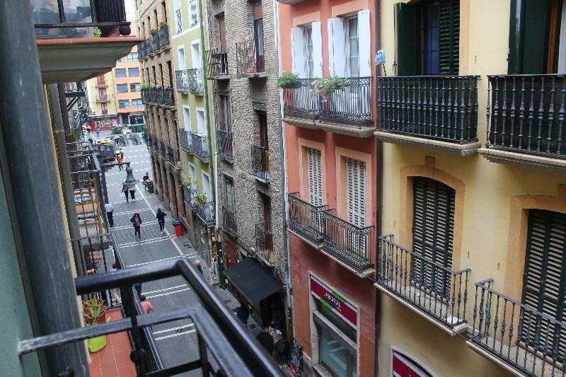 El Camino Urban Rooms Pamplona Dış mekan fotoğraf